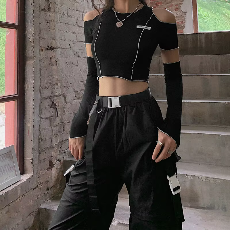 T-shirts gothiques noirs en Patchwork, manches asymétrique épaule dénudée, haut court Y2k, ourlet à 