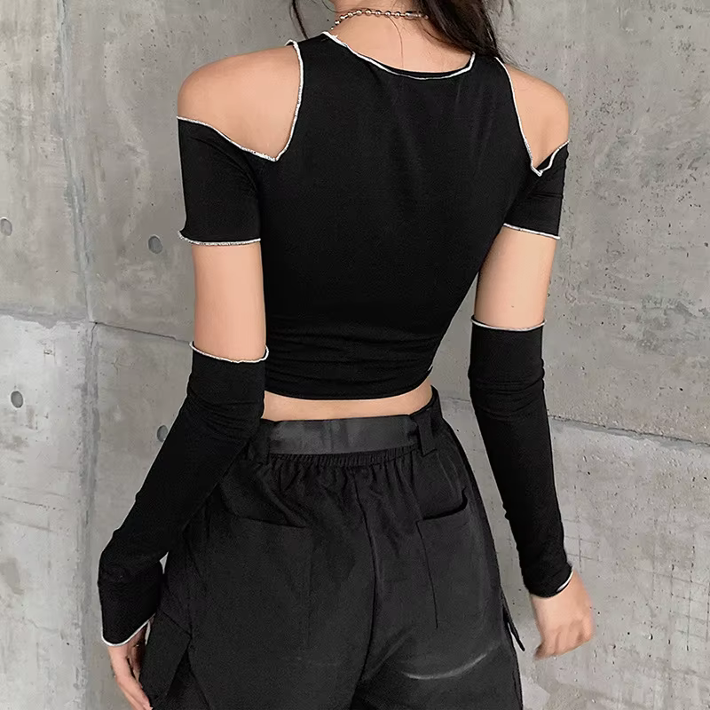 T-shirts gothiques noirs en Patchwork, manches asymétrique épaule dénudée, haut court Y2k, ourlet à
