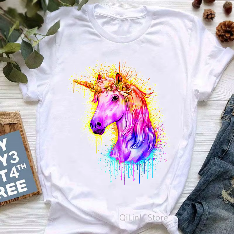 Belle licorne avec des fleurs imprimé T-Shirt Femme haut d'été Femme blanc à manches courtes T-Shirt