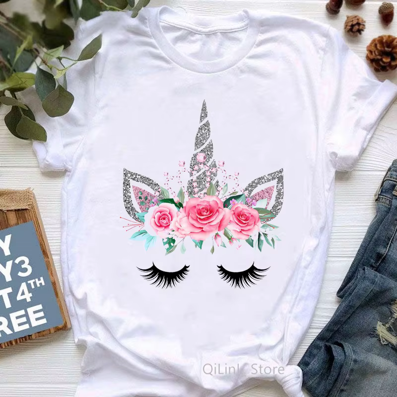 Belle licorne avec des fleurs imprimé T-Shirt Femme haut d'été Femme blanc à manches courtes T-Shirt