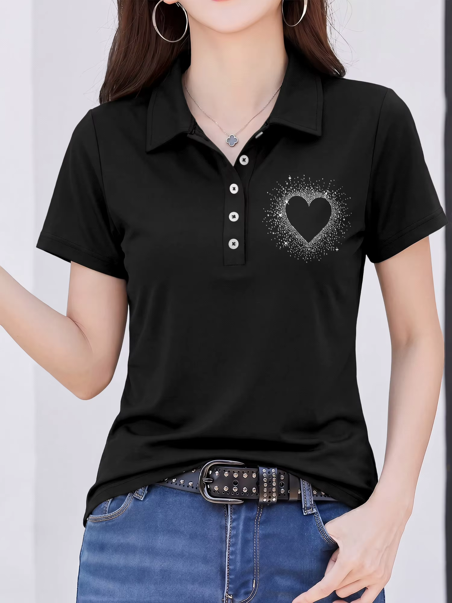 Chemises polo pour femmes avec imprimé cœur en strass scintillant, col à revers, manches courtes, co