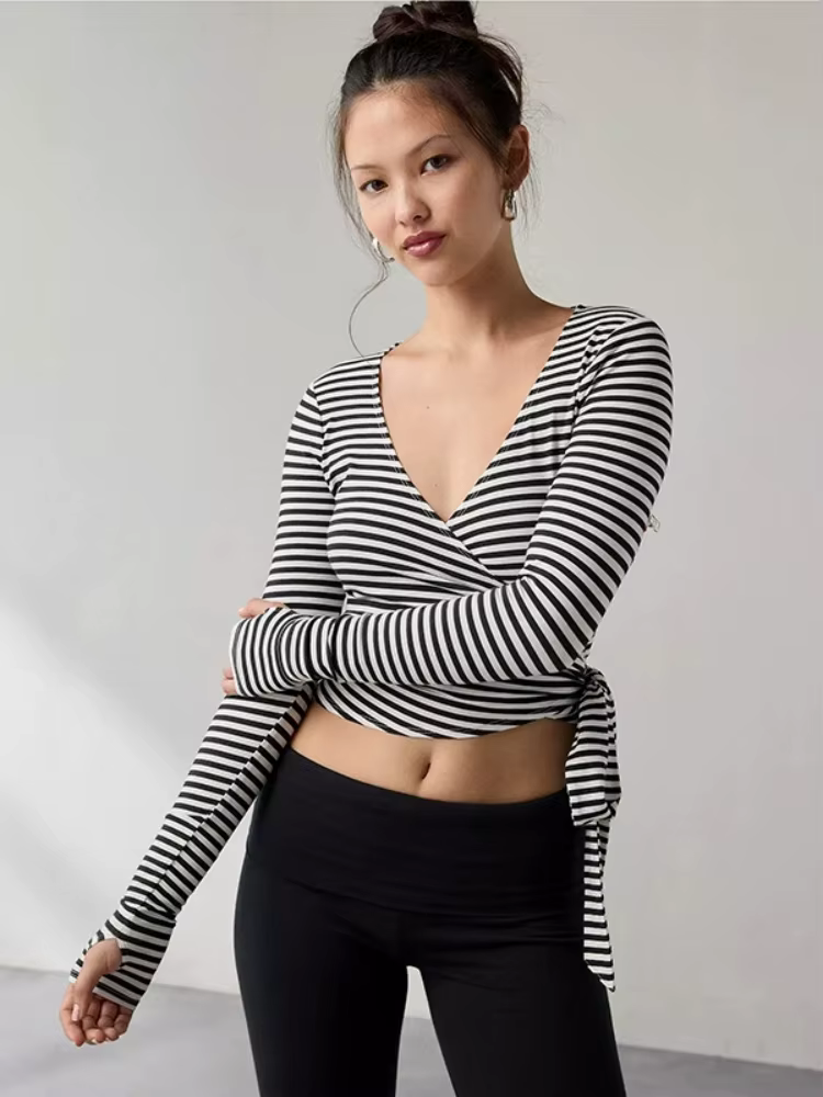 T-shirts à col en v pour femmes Y2k vêtements à manches longues haut court rayé t-shirt mince chemis