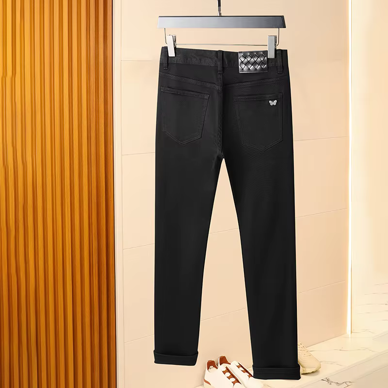 Jean noir pur pour hommes, nouvelle mode de luxe légère, polyvalent, élastique, coupe cintrée, petit