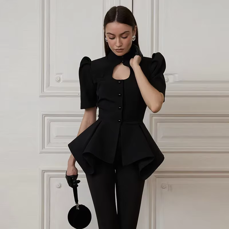 Veste Peplum pour femme, col montant, découpe frontale, manches courtes bouffantes, ourlet asymétriq