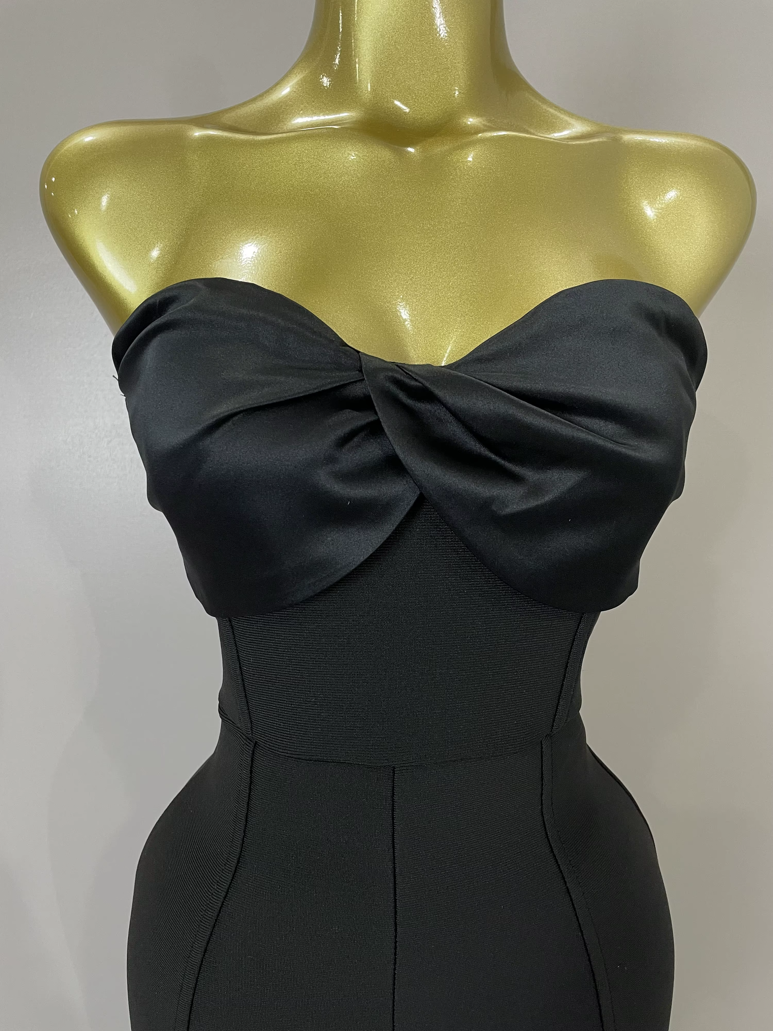 Luxe anniversaire Sexy bretelles noir volants moulante Flare Bandage combinaison 2025 femmes célébri