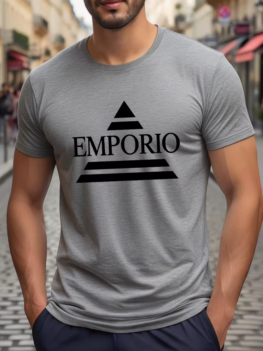 T-shirt blanc à col rond et manches courtes avec triangle noir et impression de lettres « EMPORIO »,