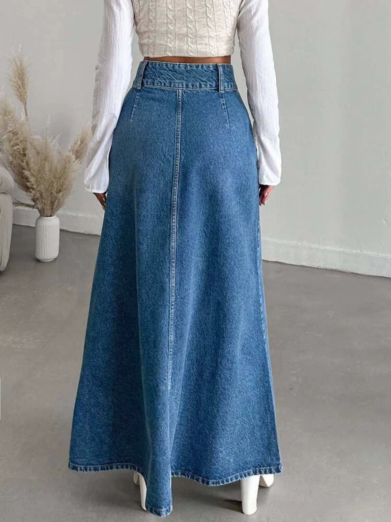 Jupe midi longue en jean pour femme pour les saisons de printemps et d'automne. Convient pour divers