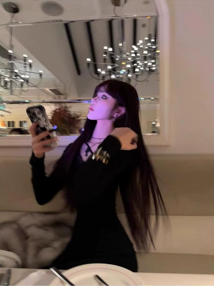 Seeslim noir Sexy dos évider femmes T-shirt Goth à manches longues mince 2000s vêtements Y2k t-shirt