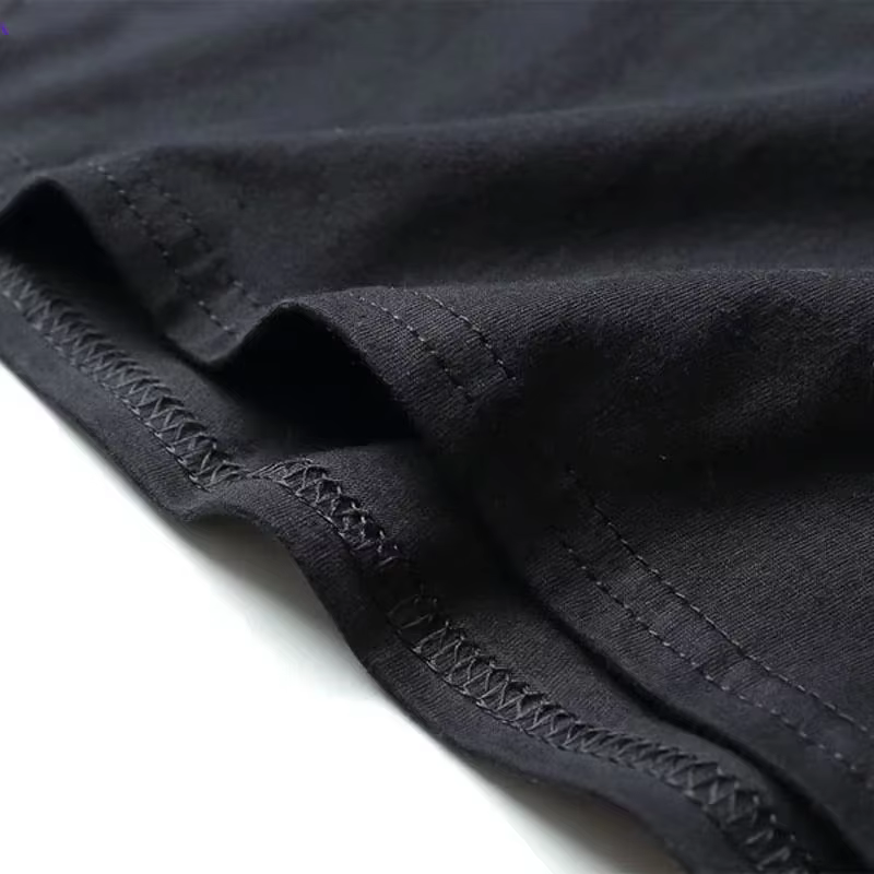 Une décision pauvre, une histoire fascinante ; une nonne fumante ; T-shirt vintage de style gothique