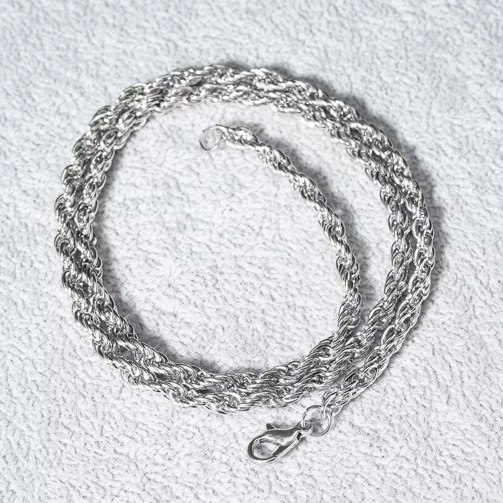Collier pendentif délicat et brillant pour hommes et femmes, bijoux assortis, chaîne de Tennis glacé