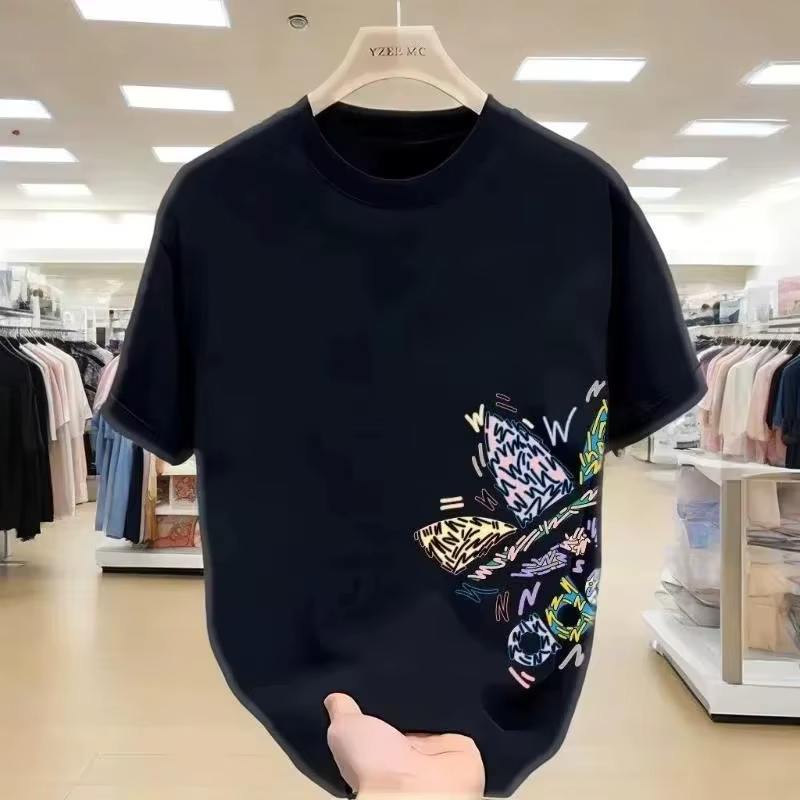 Nouveau t-shirt à manches courtes en coton 100% pur, adapté aux hommes et aux femmes. C'est un style