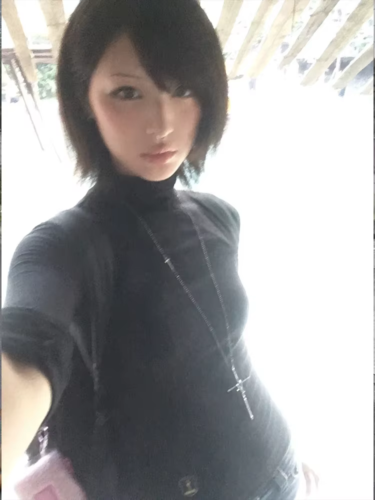 Tonngirls Y2k T-shirt japonais femmes à manches longues noir demi col roulé T-shirt hauts Vintage St