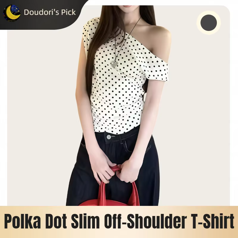 T-shirt d'été style coréen rétro ivoire noir à pois coupe ajustée à manches courtes et épaules dénud