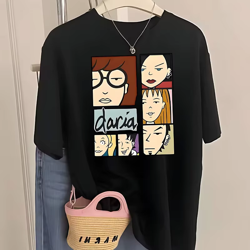 Nouveau T-shirt femme imprimé avec des motifs culturels Daria et des années 90 pour la mode, les cad