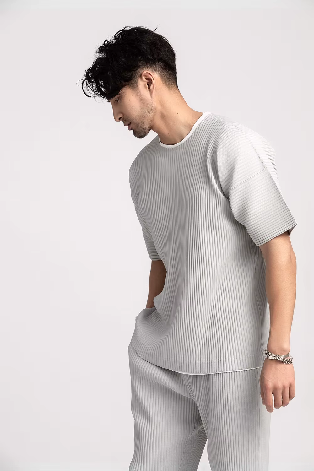 T-shirt à manches courtes et col rond pour homme, haut de sport, fin, respirant, solide, plissé, été