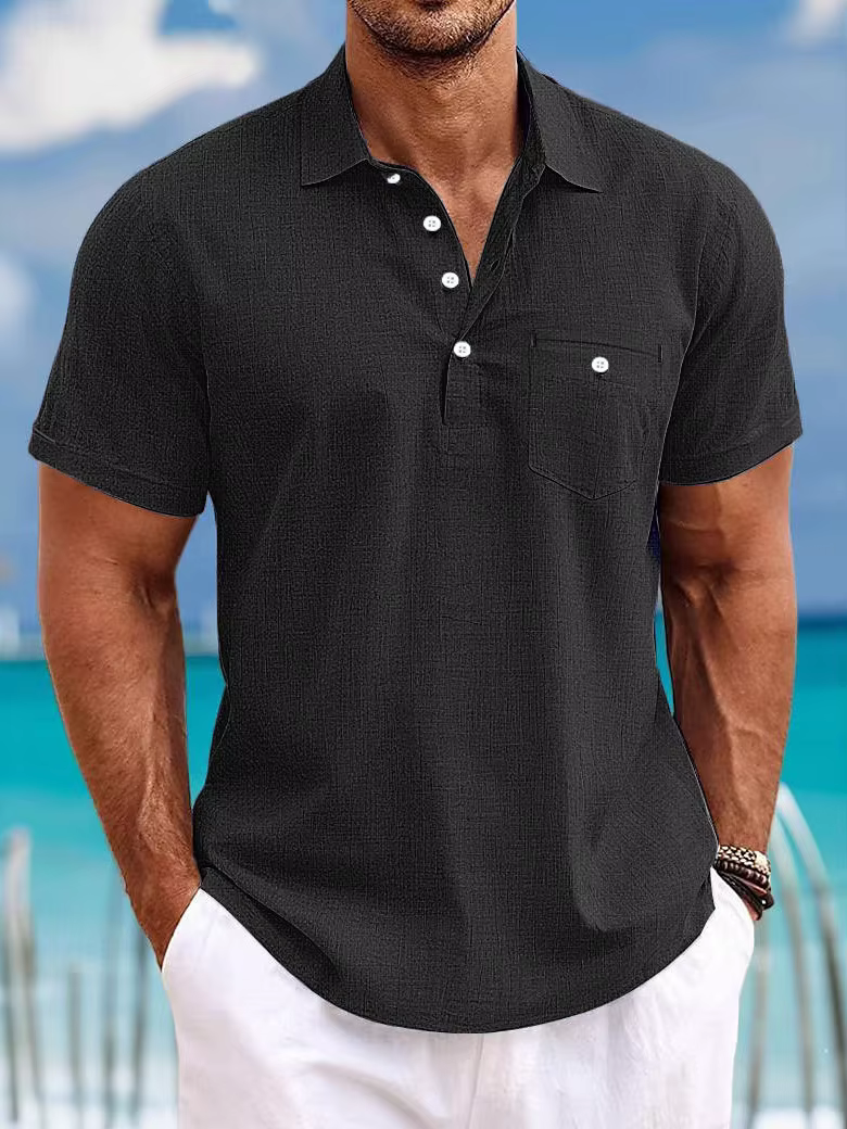 Polo à manches courtes bleu clair pour homme avec poche poitrine et tissu texturé
