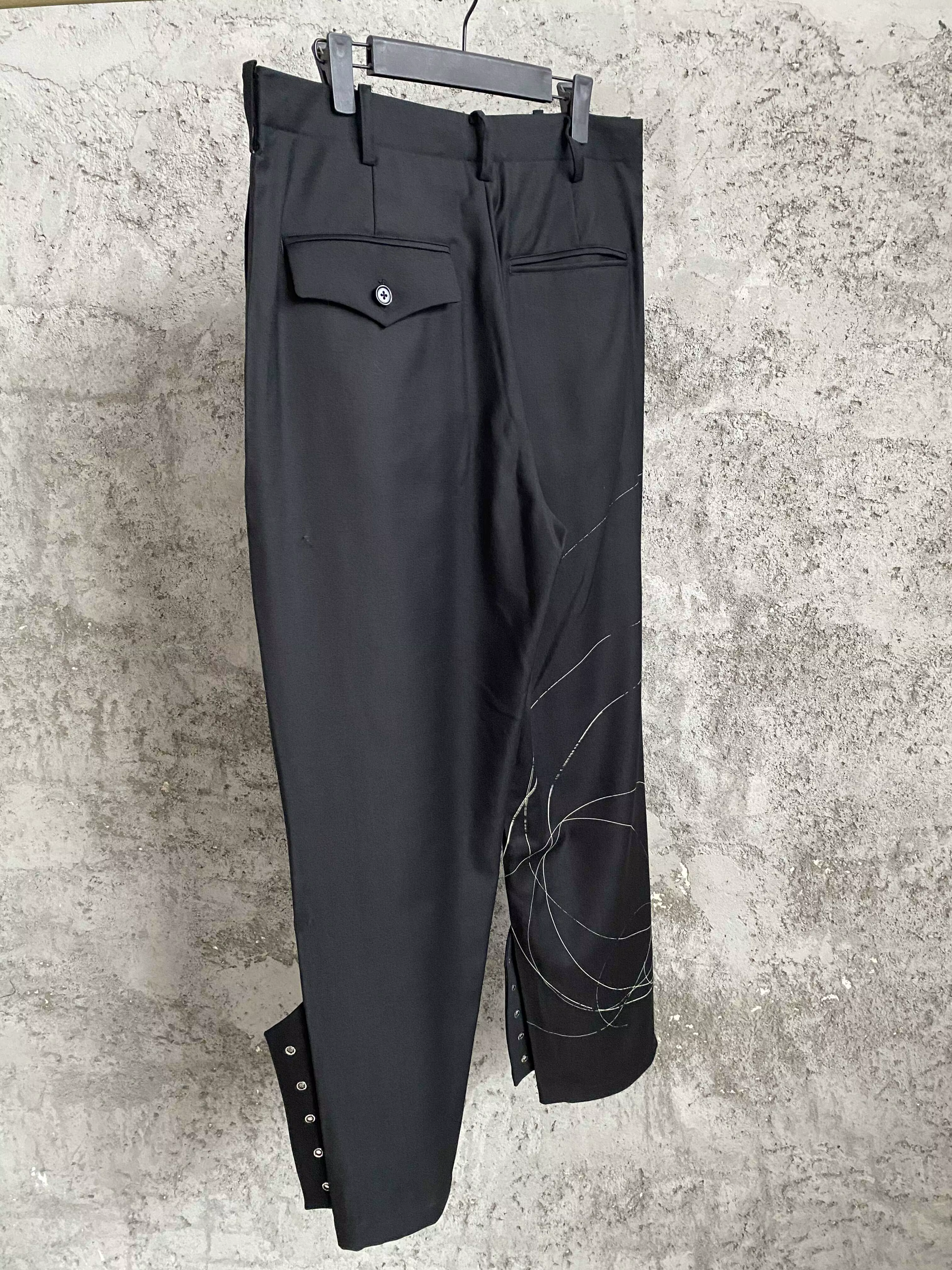 TOP-YAMAMOTO Collaboration de créateurs japonais Imprimé maison imprimé araignée Longues maigres