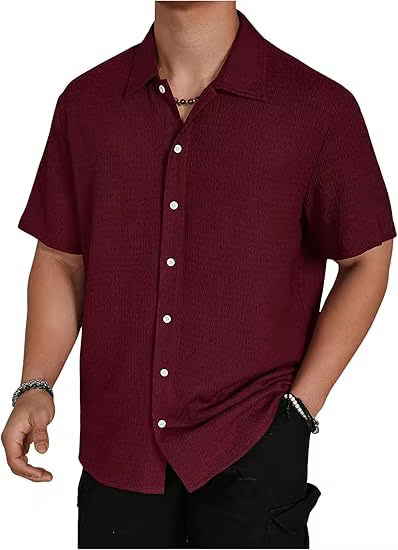 Chemise à manches courtes texturée violet clair pour hommes, col boutonné sur le devant, haut décont