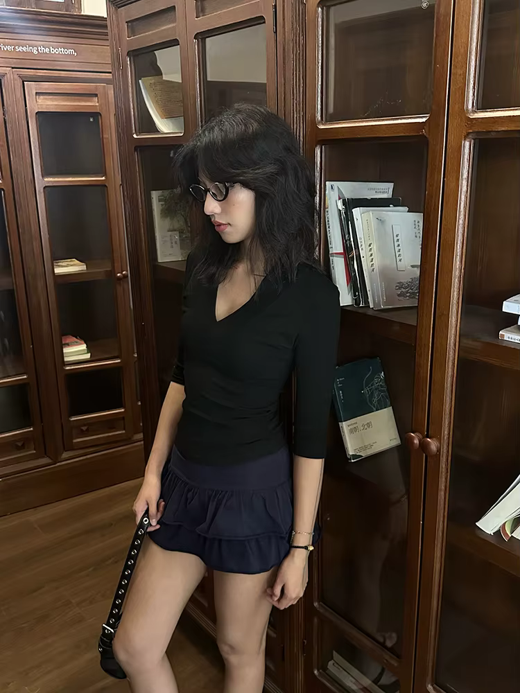 Yedinas col en v Streetwear noir T-shirt femmes vêtements demi manches mode coréenne mince été hauts
