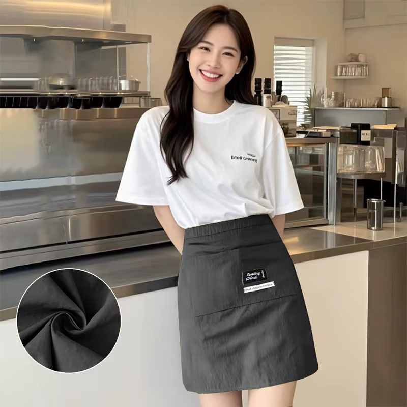Tablier une pièce en toile pour femme pour cuisine et serveuse, avec une large ceinture et coutures 