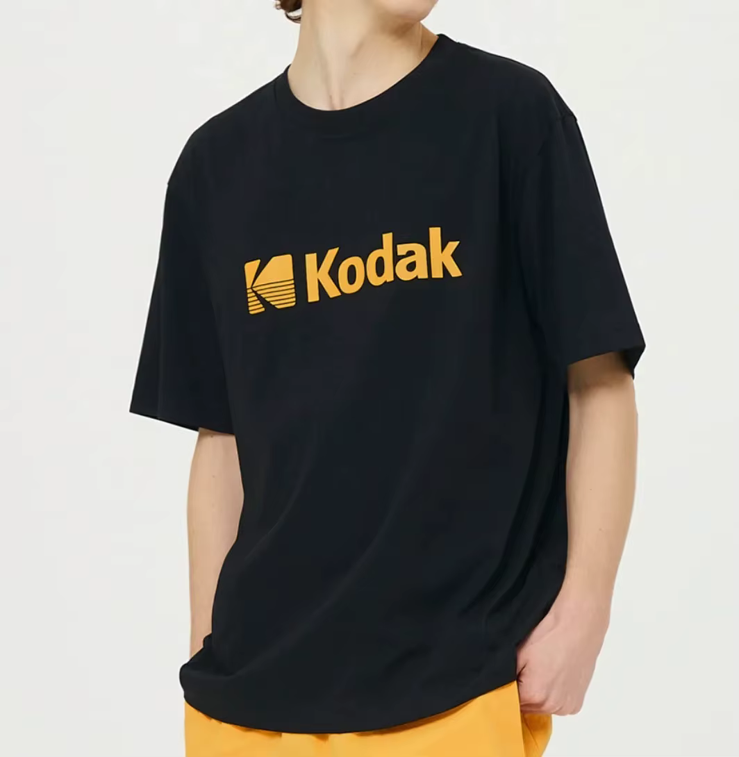 T-shirt unisexe en coton doux à rayures classiques Kodak avec logo K imprimé sur la poitrine, coupe 