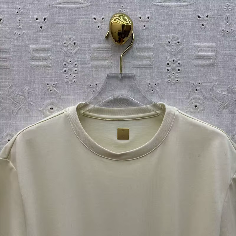 T-shirt asymétrique à col rond et manches courtes pour femme, orné de chaînes, décontracté et de hau