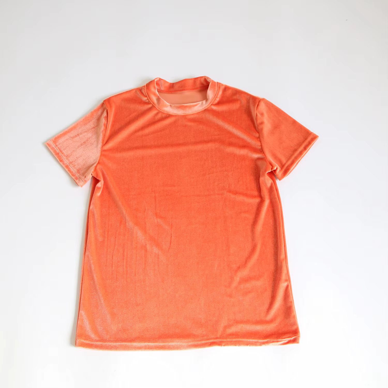 T-shirt vintage en velours à manches courtes