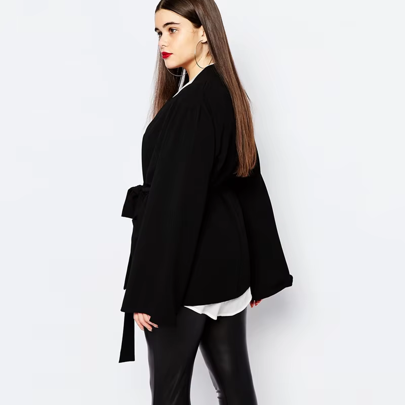 Veste noire unie à manches longues évasées pour femme