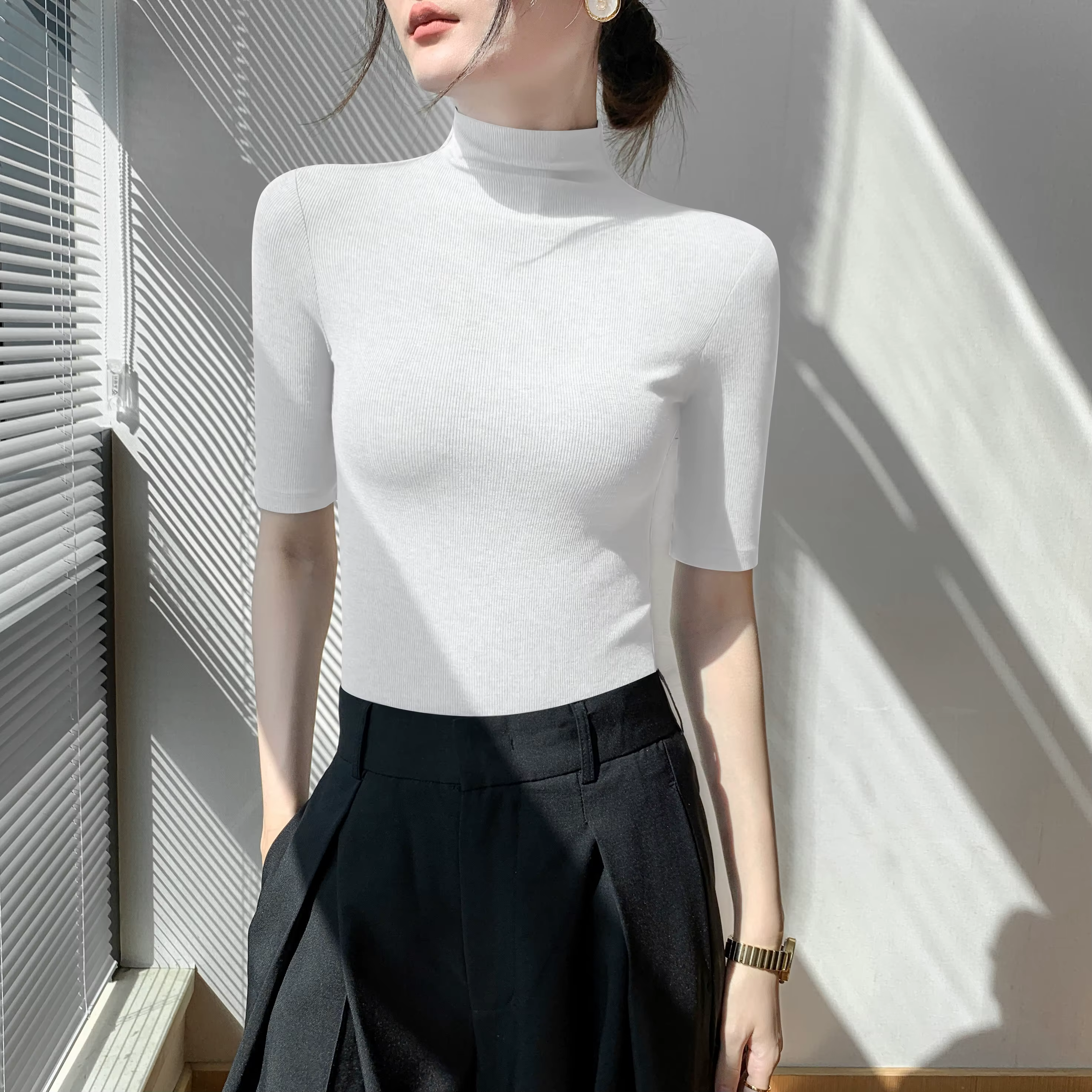 Pull Astronomique à Col Roulé et Manches Courtes pour Femme