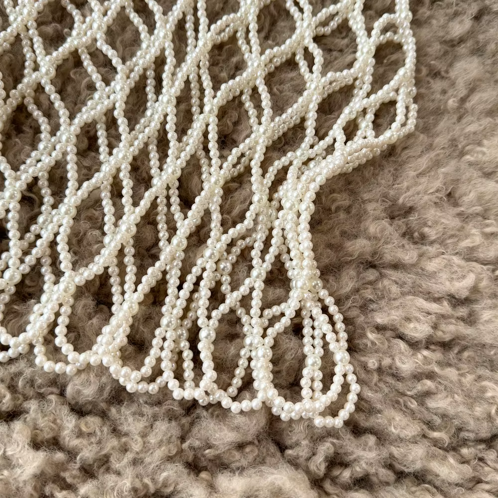Camisole évidée en perles pour femmes