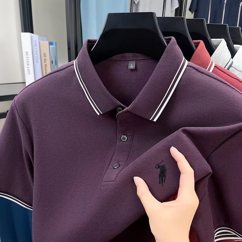 Polo brodé avec motif poney pour homme