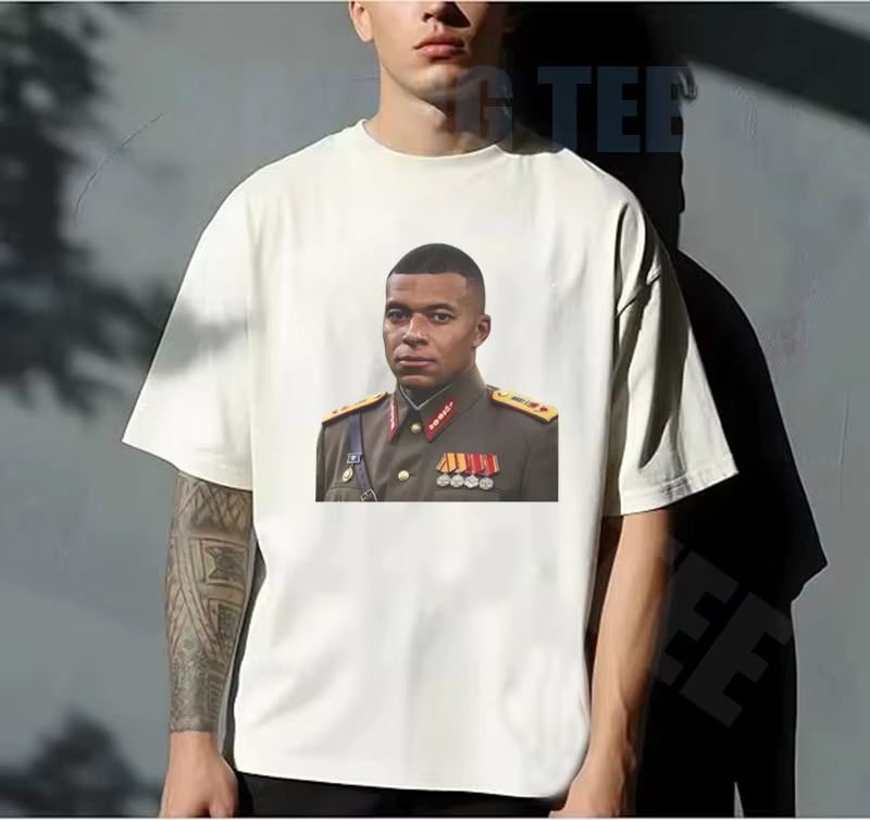 T-shirt Mbappé DICTATEUR – Meme drôle France Football # 10 T-shirts pour hommes et femmes