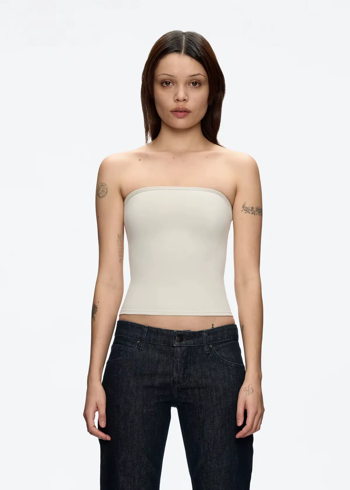 Débardeur sans manches Misty Blue en couleur Soybean – Haut court minimaliste et ajusté