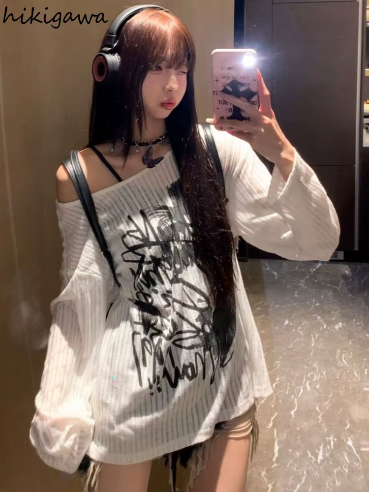T-shirt surdimensionné femmes Graffiti imprimé épaules dénudées à manches longues T-shirts Y2k hauts 2025 Ropa Mujer