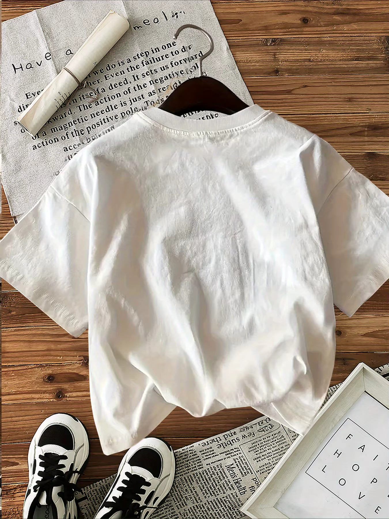 T-Shirt à manches courtes et col rond pour femme