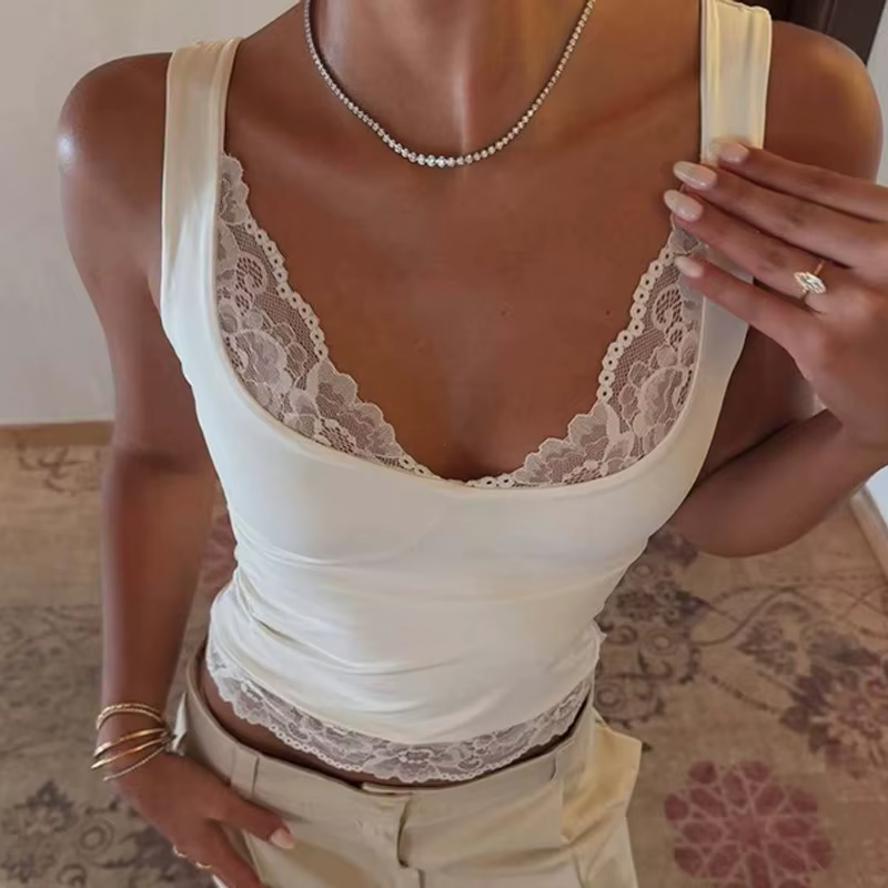 Débardeur en dentelle noire pour femme