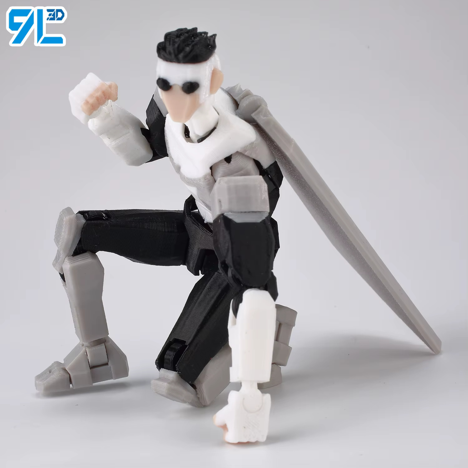Figurines d'action 3D imprimées multi-articulées 9L3D Titan 13 Lucky Robo