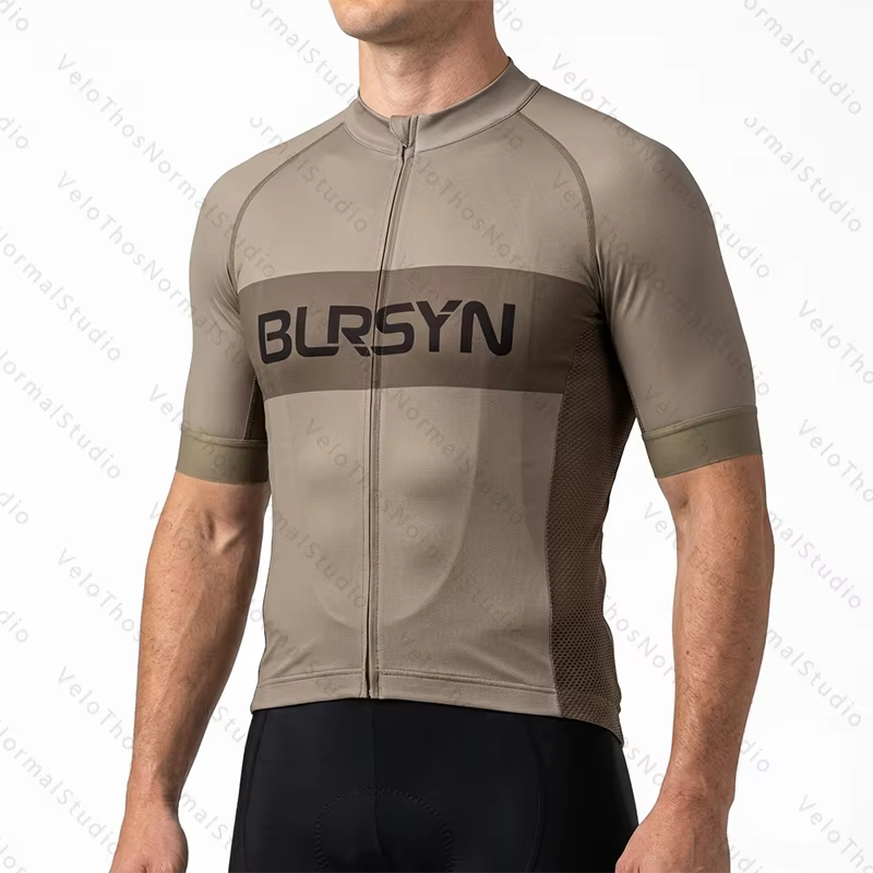 Ensemble de maillot de cyclisme à manches courtes et de short à bretelles
