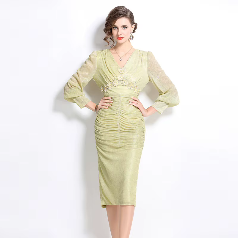 Élégant lanterne manches noir brillant soie plis robes moulantes femmes Sexy col en V Floral perles soirée gaine