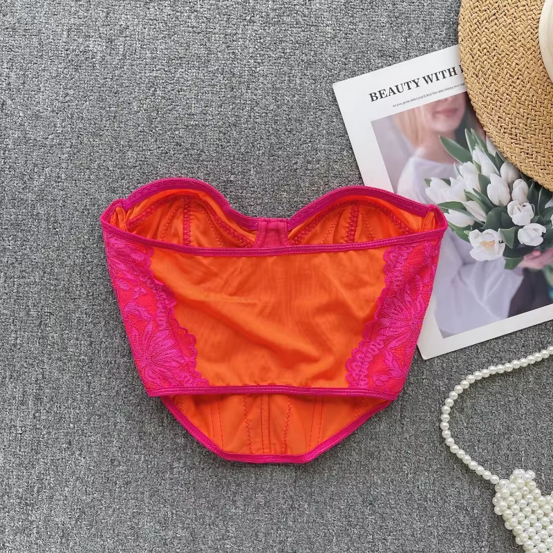 Haut court avec soutien-gorge pour femmes