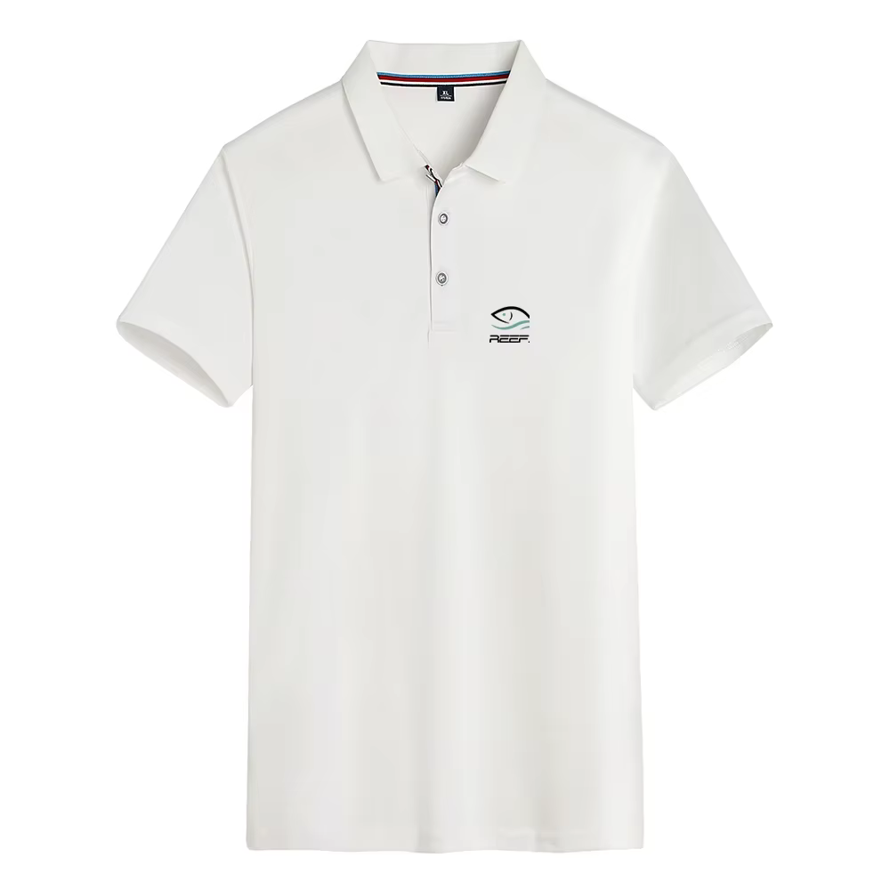 Polo polyvalent et minimaliste