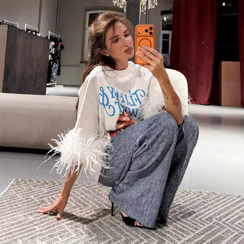 T-shirt imprimé patchwork plumes tendance pour femme