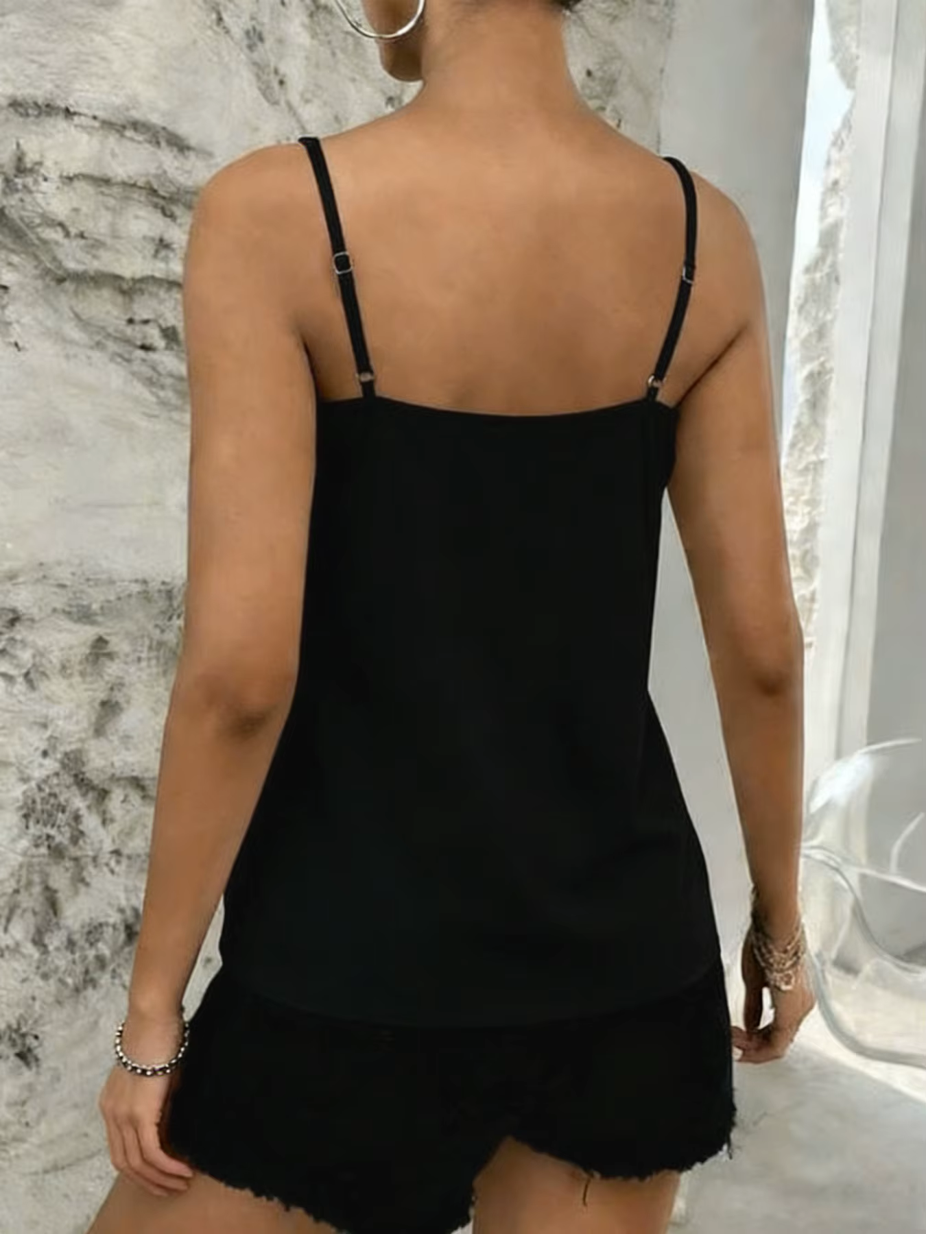 Débardeur Cami Femme à Bretelles Fines et Col en V