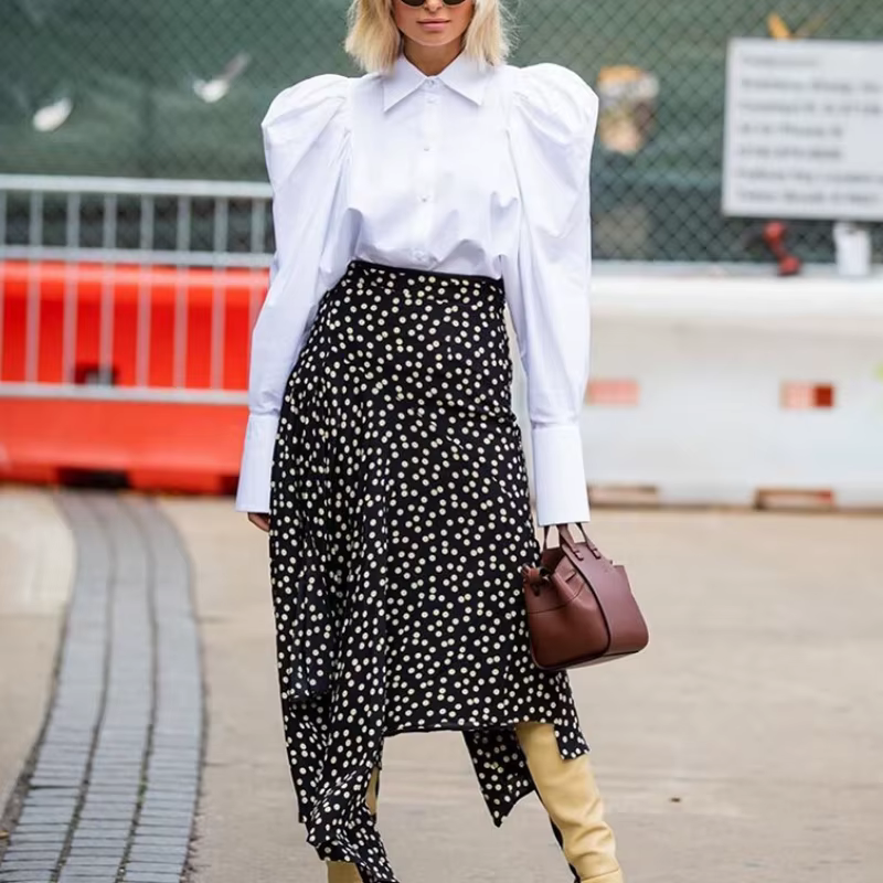 Chemise bouffante à revers bouffant pour femme