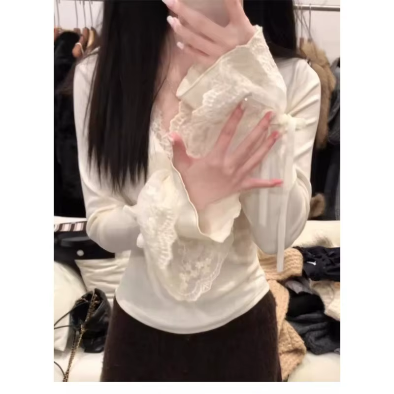 T-shirt à manches longues et col en v en dentelle pour femme