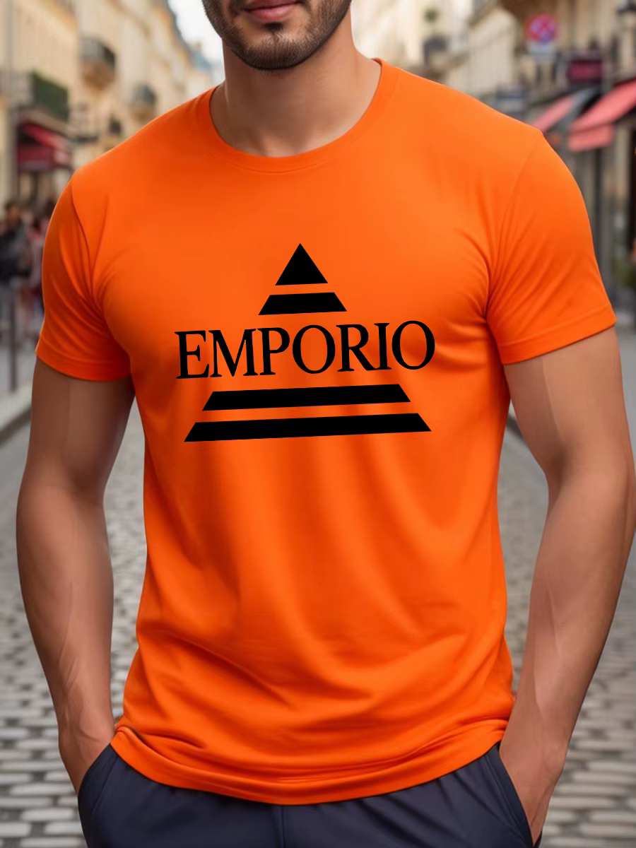 T-shirt blanc à col rond et manches courtes avec triangle noir et impression de lettres « EMPORIO »