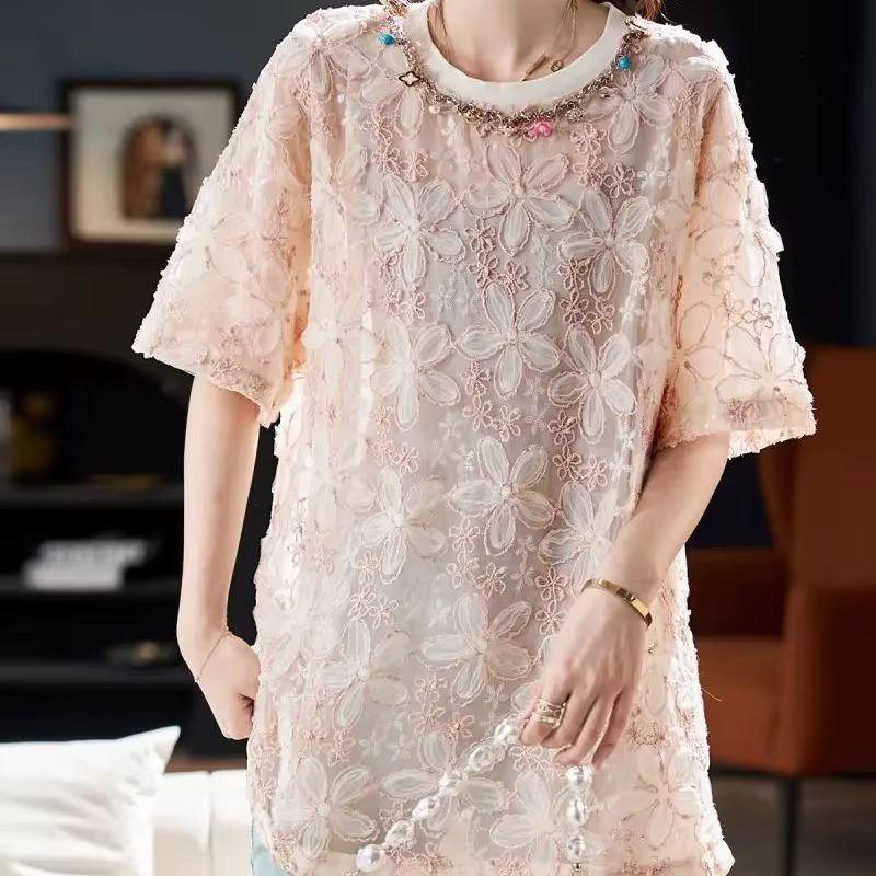 T-shirt ample brodé floral pour femme