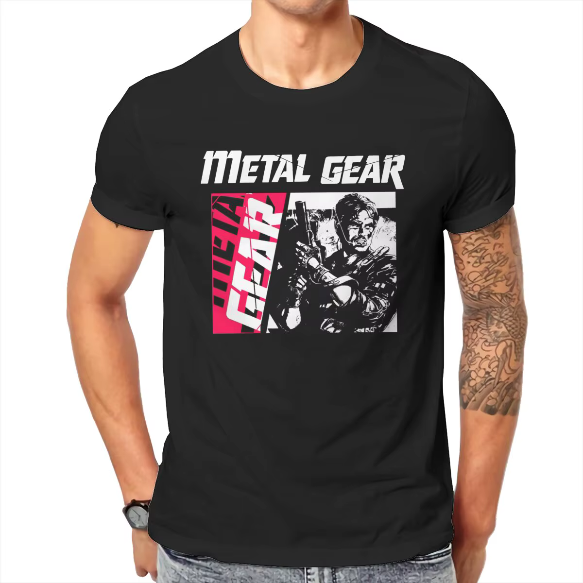 T-shirt en coton imprimé Metal Gear pour homme