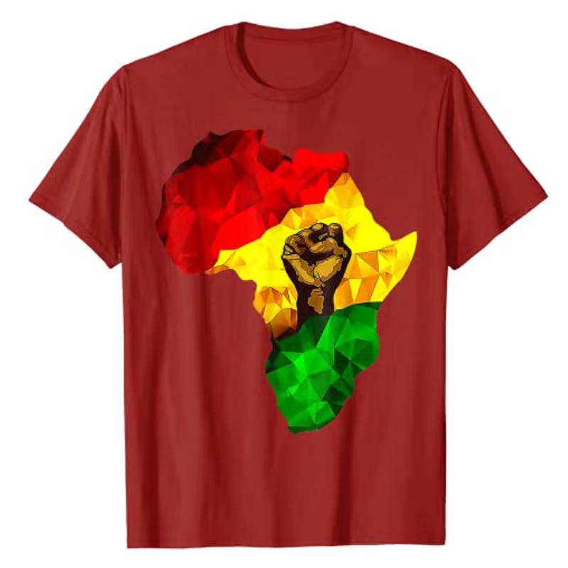 Carte d'afrique main montante Juneteenth fierté africaine jour de la liberté T-Shirt histoire noire vêtements