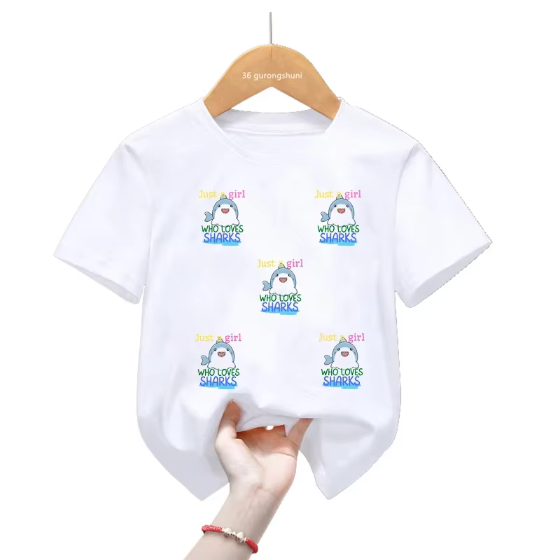 T-shirt imprimé graphique requin mignon pour filles et garçons